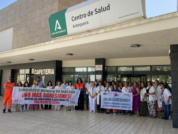Una mujer amenaza, insulta e intimida a una Médica en Consultorio Local de Alameda