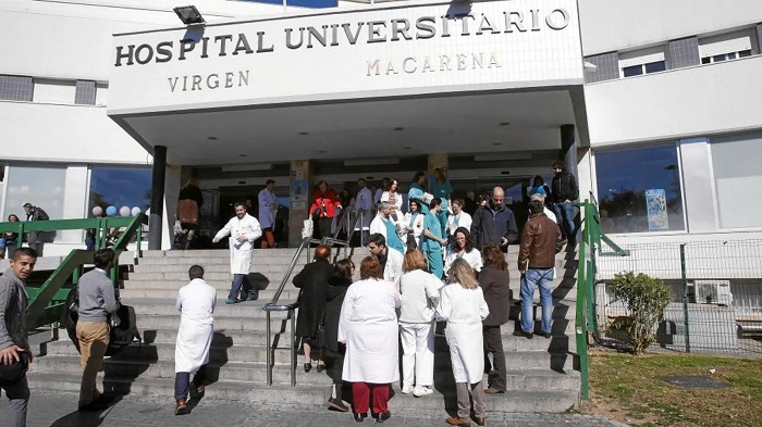 Médicos andaluces amenazan con ir a la huelga contra decreto que los «alienta a irse a la privada»