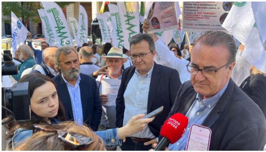 CESM y SMA se plantan frente a Sanidad para rechazar cualquier propuesta que no sea un estatuto propio